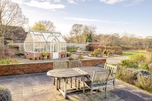 Photo 11- click for photo gallery